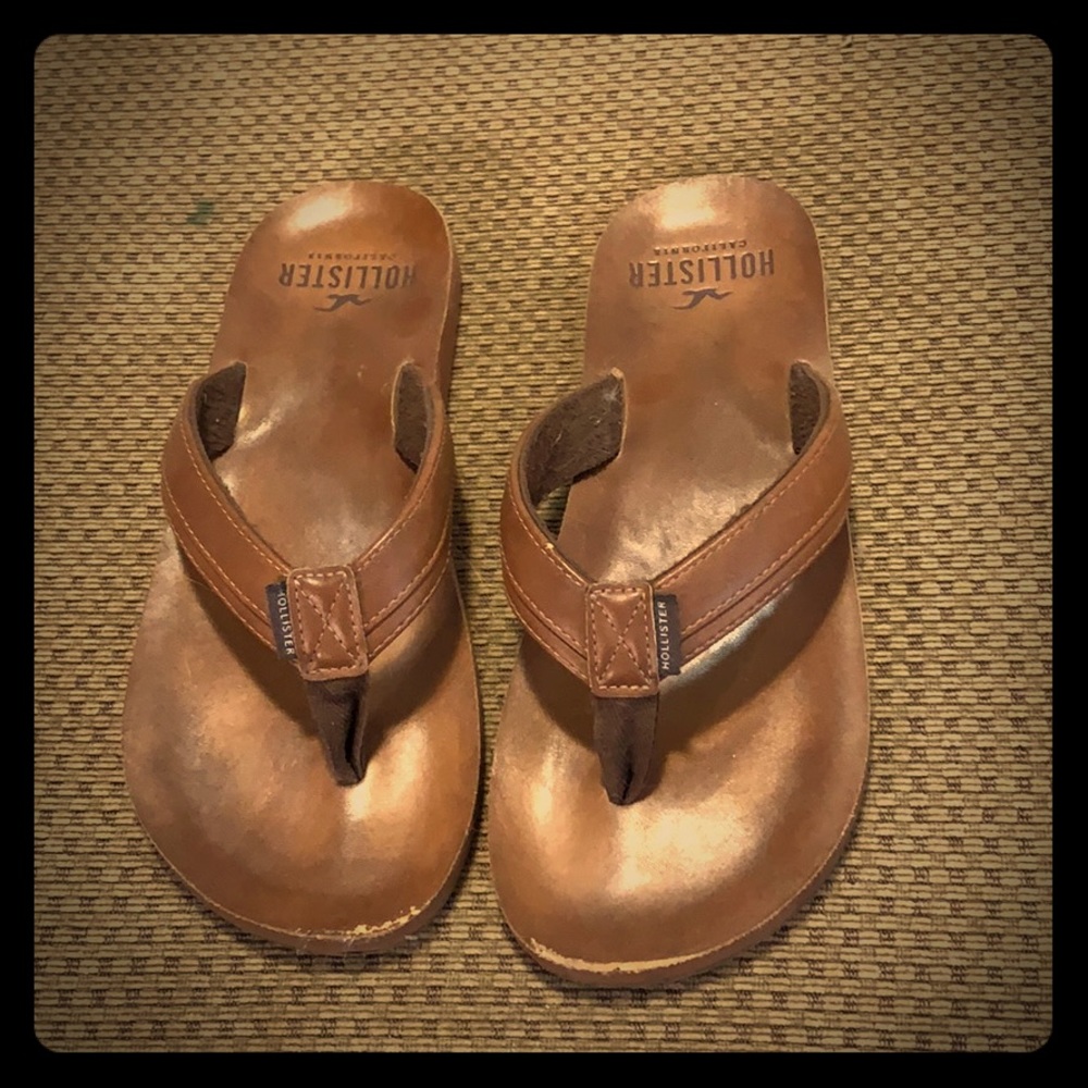 🔥 Hollister Flip Flops